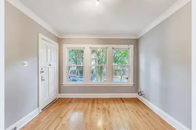 1521 W Nelson Street, Chicago, IL 60657 - Photo 2