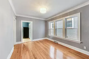 1521 W Nelson St, Chicago, IL 60657 - Photo 4