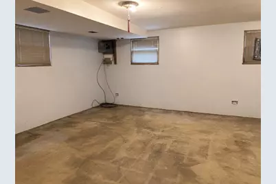 11329 S Green Bay Avenue, Chicago, IL 60617 - Photo 10