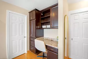 2909 N Sheridan Rd, Chicago, IL 60657 - Photo 10