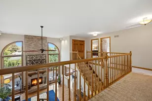 6183 Tyrnbury Dr, Lisle, IL 60532 - Photo 24