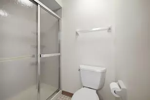 6183 Tyrnbury Dr, Lisle, IL 60532 - Photo 30