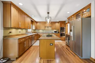 6183 Tyrnbury Dr, Lisle, IL 60532 - Photo 18