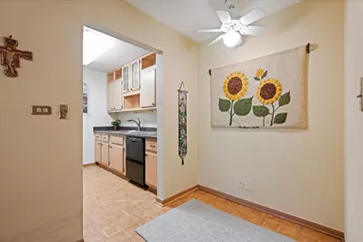 300 Thames Parkway #3F, Park Ridge, IL 60068 - Photo 8