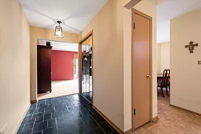 300 Thames Parkway #3F, Park Ridge, IL 60068 - Photo 2