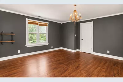 749 N Van Buren Street, Batavia, IL 60510 - Photo 18