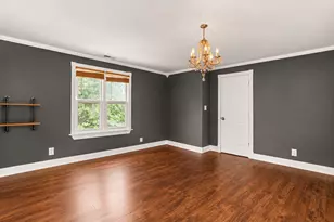 749 N Van Buren St, Batavia, IL 60510 - Photo 18