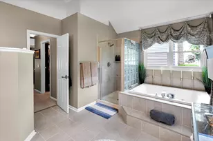 565 Blackberry Ridge Dr, Aurora, IL 60506 - Photo 18