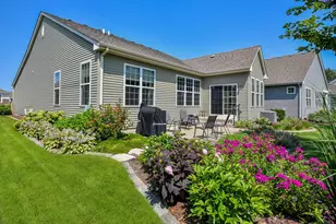 2612 Drexel Dr, Naperville, IL 60564 - Photo 2