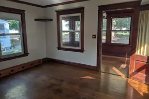 135 N Birch St, Waterman, IL 60556 - Photo 12
