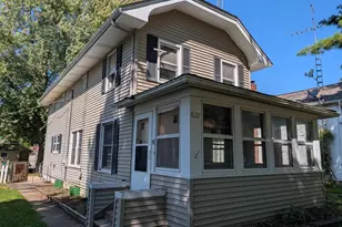 135 N Birch St, Waterman, IL 60556 - Photo 2