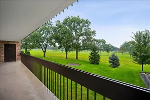 3851 Mission Hills Rd, Northbrook, IL 60062 - Photo 10