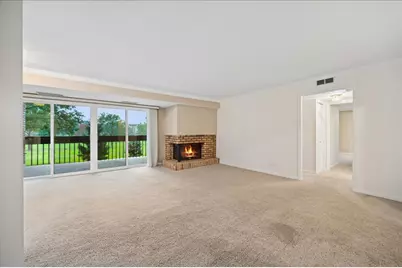 3851 Mission Hills Road #109, Northbrook, IL 60062 - Photo 4