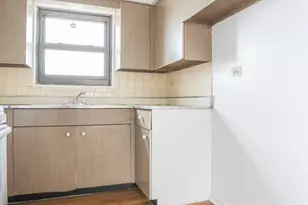2550 W Catalpa Ave, Chicago, IL 60625 - Photo 6