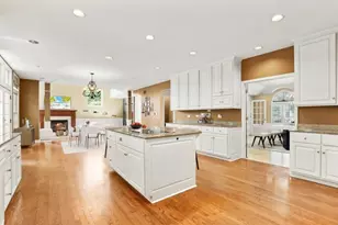 312 Westridge Rd, Joliet, IL 60431 - Photo 8