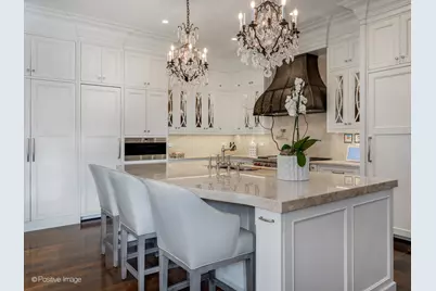 3024 N Lake Shore Drive, Chicago, IL 60657 - Photo 18