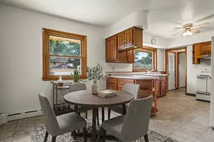 1324 S 3rd St, Saint Charles, IL 60174 - Photo 10