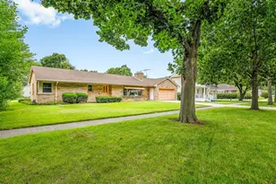 1324 S 3rd St, Saint Charles, IL 60174 - Photo 50