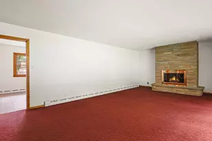 1324 S 3rd St, Saint Charles, IL 60174 - Photo 8