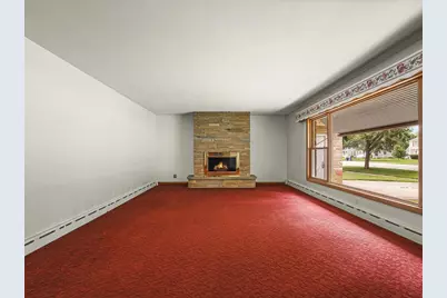 1324 S 3rd Street, Saint Charles, IL 60174 - Photo 6