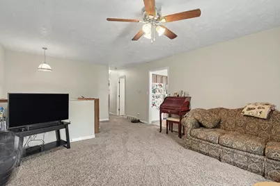 1300 N Motorola Drive, Pontiac, IL 61764 - Photo 10
