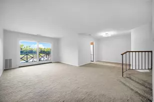 1037 Cottonwood Ct, Wheeling, IL 60090 - Photo 10