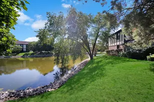 1037 Cottonwood Ct, Wheeling, IL 60090 - Photo 28