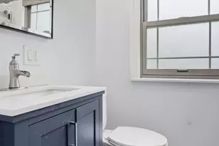 6558 N Troy St, Chicago, IL 60645 - Photo 10