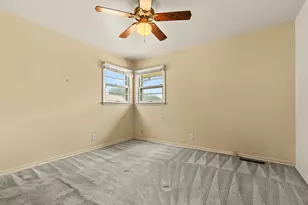 2013 Evans Ave, Loves Park, IL 61111 - Photo 8