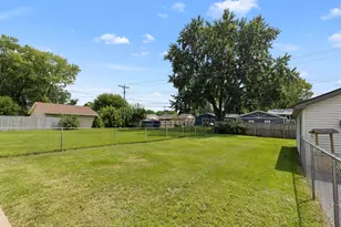 2013 Evans Ave, Loves Park, IL 61111 - Photo 14