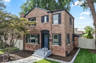 2725 W 99th St, Chicago, IL 60655 - Photo 1