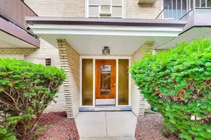 4243 N Kedvale Ave, Chicago, IL 60641 - Photo 2