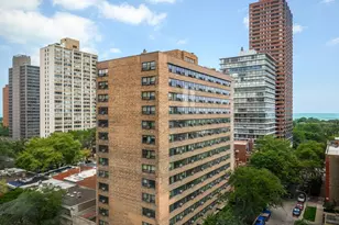 2930 N Sheridan Rd, Chicago, IL 60657 - Photo 6