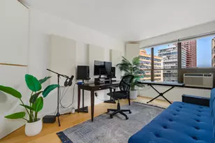 2930 N Sheridan Rd, Chicago, IL 60657 - Photo 16