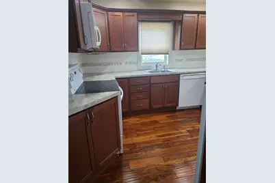 615 Green Street #2, Peru, IL 61354 - Photo 2