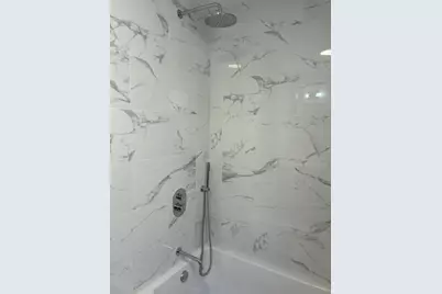 [Address not provided], Skokie, IL 60076 - Photo 12