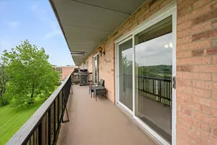 505 Redondo Dr, Downers Grove, IL 60516 - Photo 22