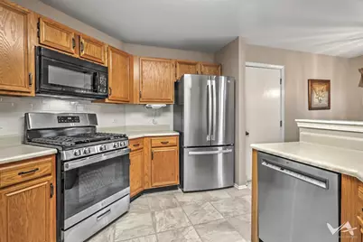 1628 Columbia Circle #1, Bartlett, IL 60103 - Photo 10