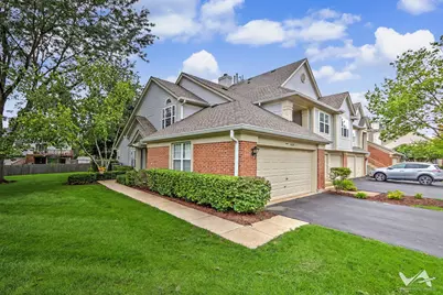1628 Columbia Circle #1, Bartlett, IL 60103 - Photo 1