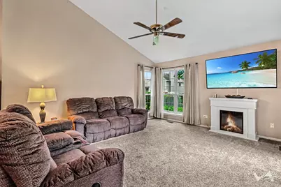1628 Columbia Circle #1, Bartlett, IL 60103 - Photo 6