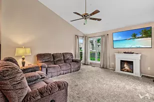 1628 Columbia Cir, Bartlett, IL 60103 - Photo 6