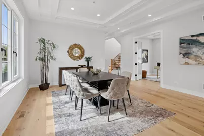 6022 N Ionia Avenue, Chicago, IL 60646 - Photo 8