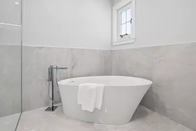 6022 N Ionia Avenue, Chicago, IL 60646 - Photo 22