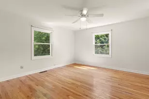 917 Hamlin St, Evanston, IL 60201 - Photo 8