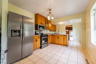 115 N State St, Glenwood, IL 60425 - Photo 4