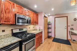 10033 Irving Park Rd, Schiller Park, IL 60176 - Photo 6