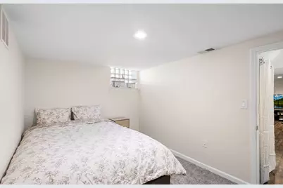5126 N Mulligan Avenue, Chicago, IL 60630 - Photo 28