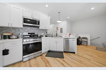 348 E 41st Street #1, Chicago, IL 60653 - Photo 10