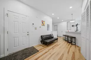 348 E 41st St, Chicago, IL 60653 - Photo 6