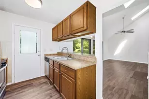 2850 Brighton Ct, Westchester, IL 60154 - Photo 6